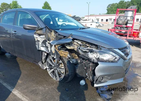 2016 Nissan Altima 2.5 Sr из США, поврежденный, VIN 1N4AL3AP2GC208095